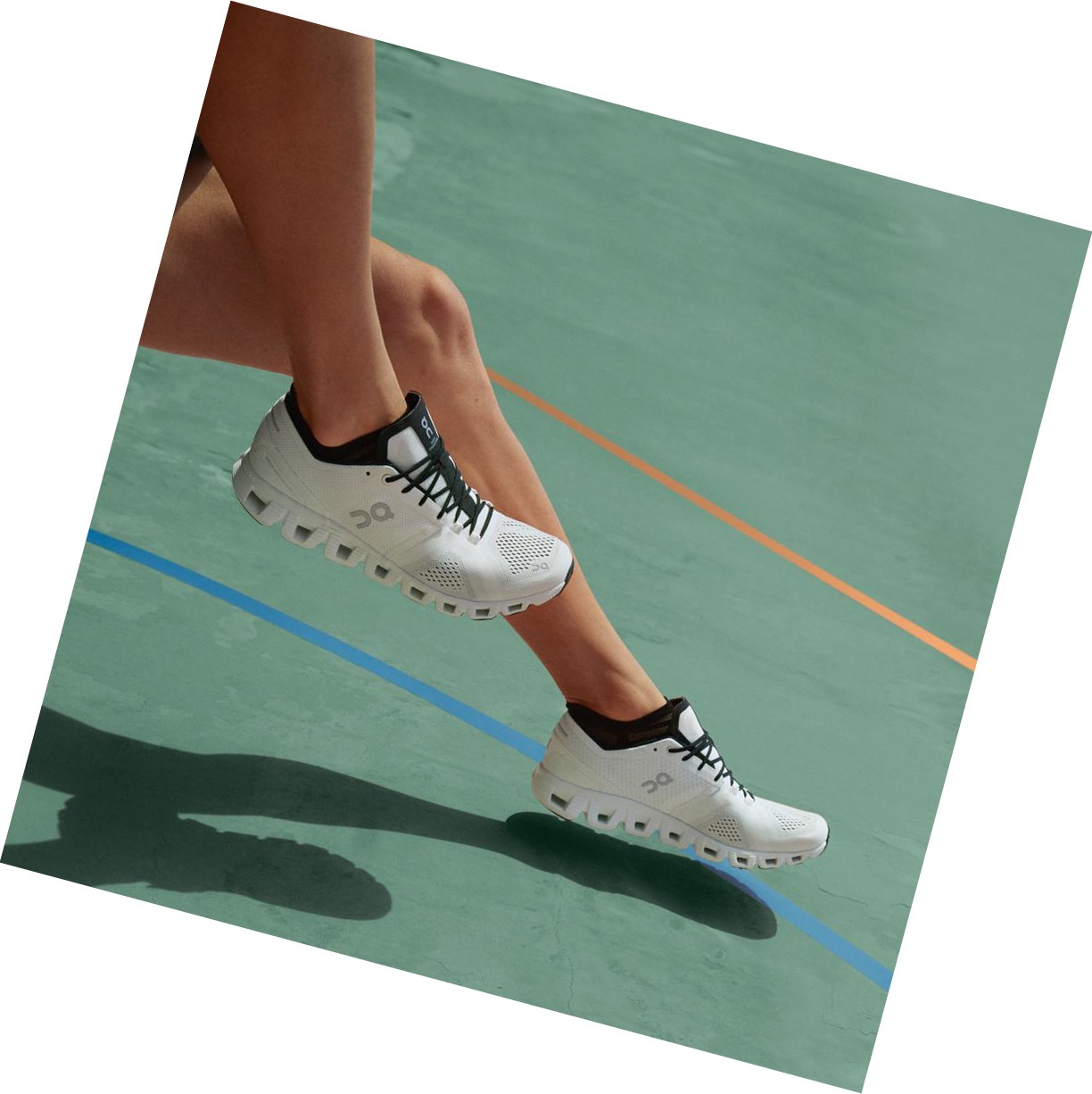 On Cloud X Sportschuhe Herren Weiß Schwarz | 0725-YBZPA
